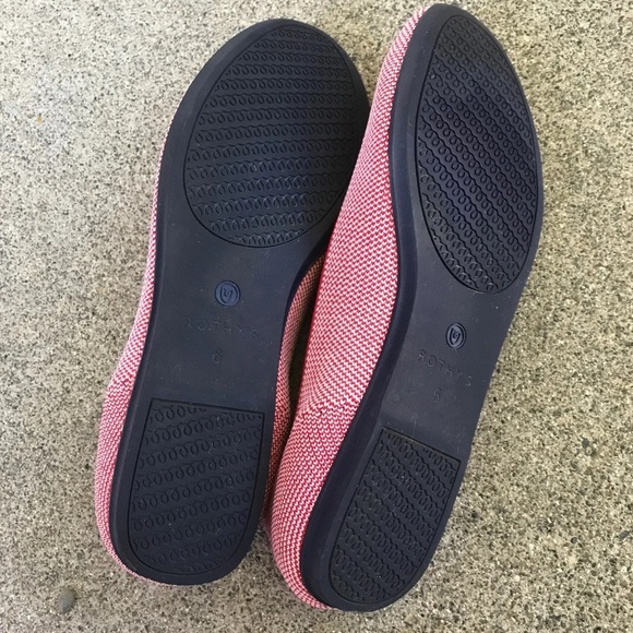 Lollipop Red Rothy’s - 6 - Picture 4 of 6